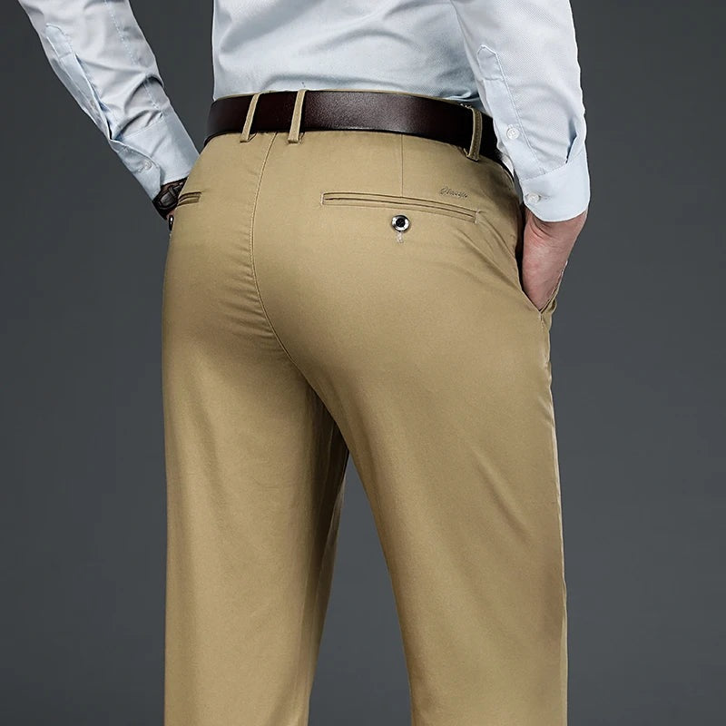 Men's classic fit chino trousers with belt loops and buttoned welt pockets - khaki