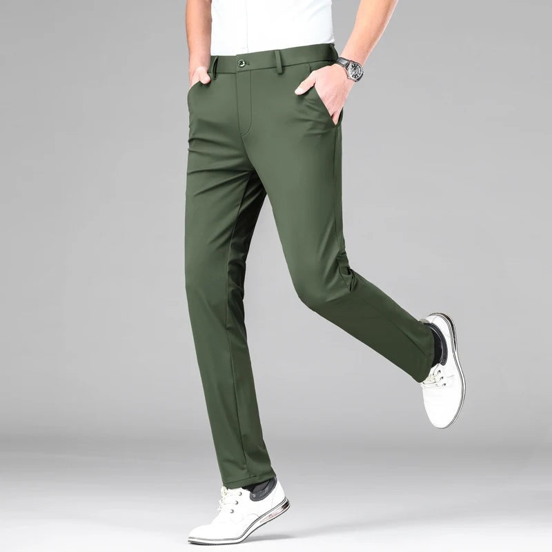 Men's cool-touch stretch trousers with a straight leg, belt loops and slant pockets - army green