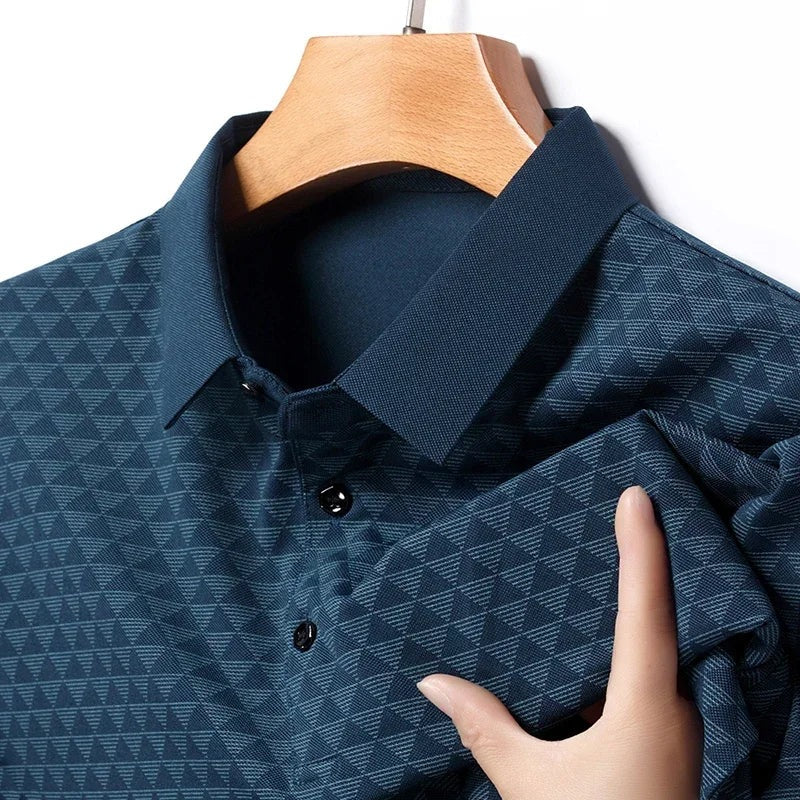 Men's polo shirt with a triangle pattern, plain collar and three buttons - view 3