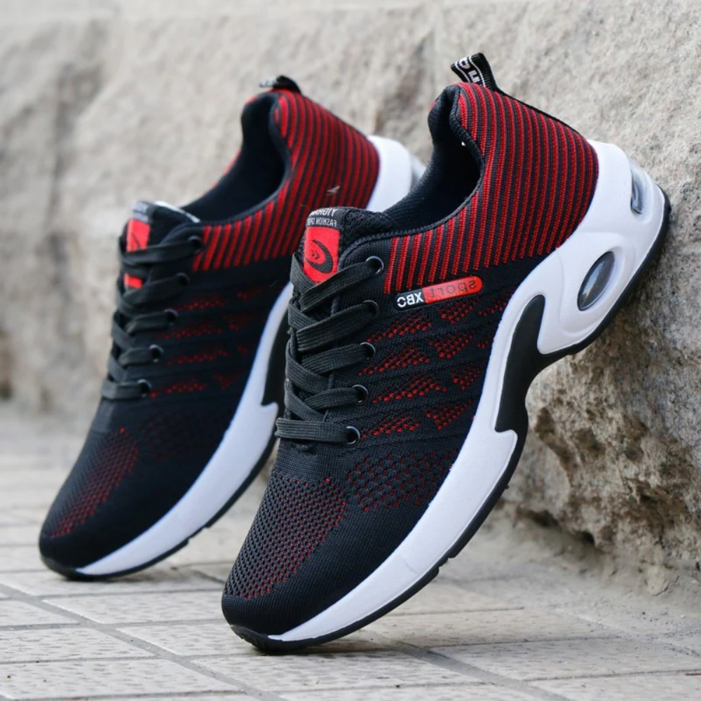 Men's ergonomic knit trainers with an air cushion heel