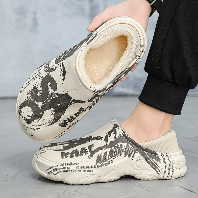 Men's EVA slippers with graphic print, plush lining and fold-down heel