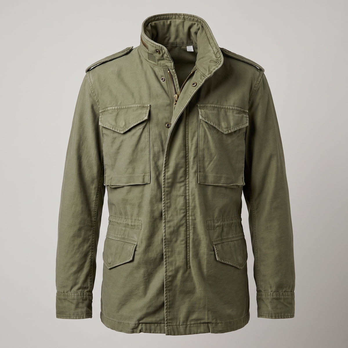 Men's field jacket with four flap pockets and a stand collar - army green