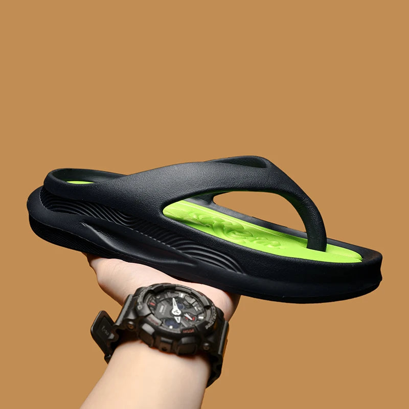 Men's flip flops in EVA with a thick sole and nubbed footbed in a contrast colour - black
