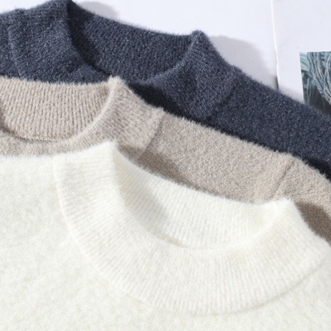 Men's fluffy knit jumper with a graphic band across the chest