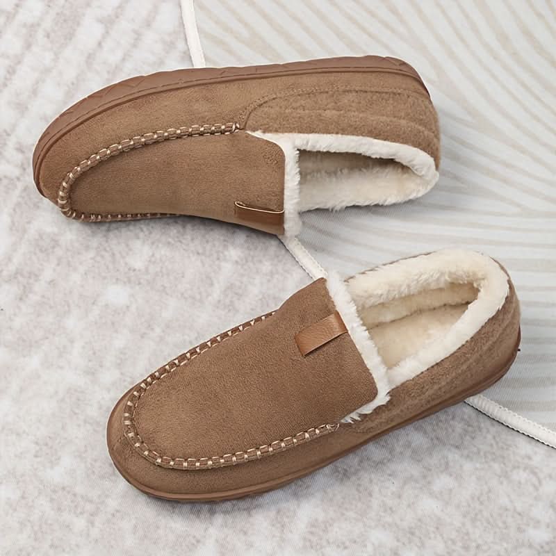 Men's moccasin slippers with a plush lining and rubber sole