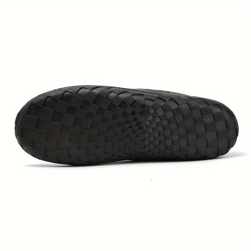 Men's moccasin slippers with a plush lining and rubber sole