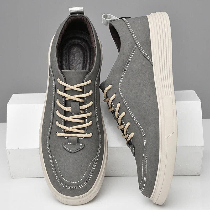 Men's nubuck-look trainers with contrast stitching, a thick white sole and a heel loop - grey