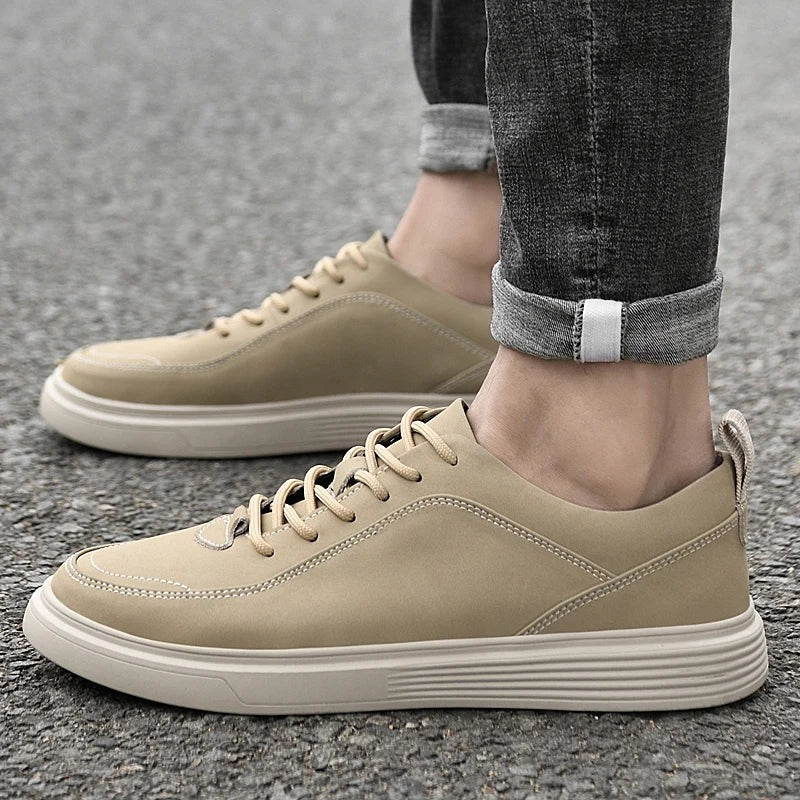 Men's nubuck-look trainers with contrast stitching, a thick white sole and a heel loop - view 7