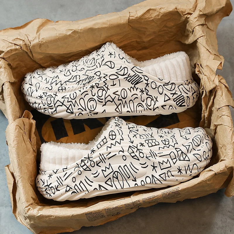 Men's platform slippers with thick wavy sole, water-repellent printed shell and plush lining - cream