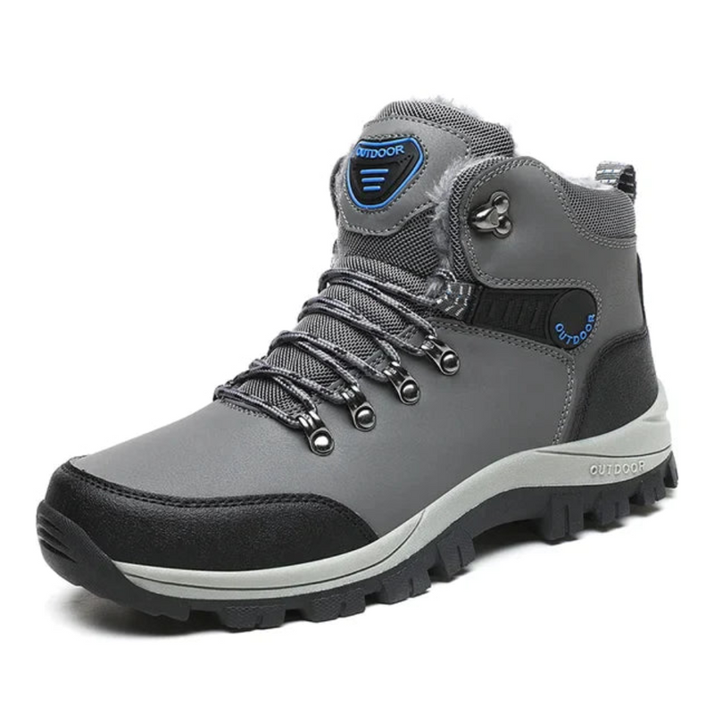 Men's plush-lined winter hiking boots with laces and lug sole