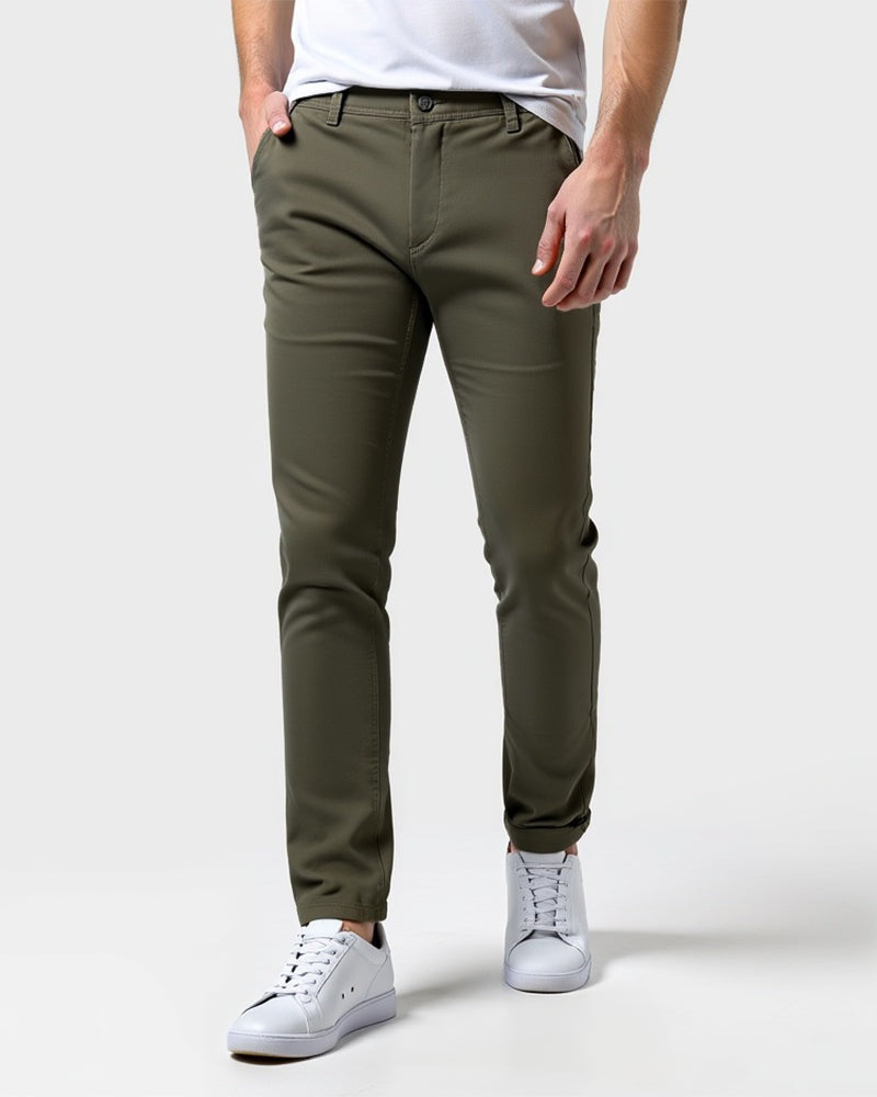 Men's slim fit chino trousers with light stretch and a tapered leg - olive green