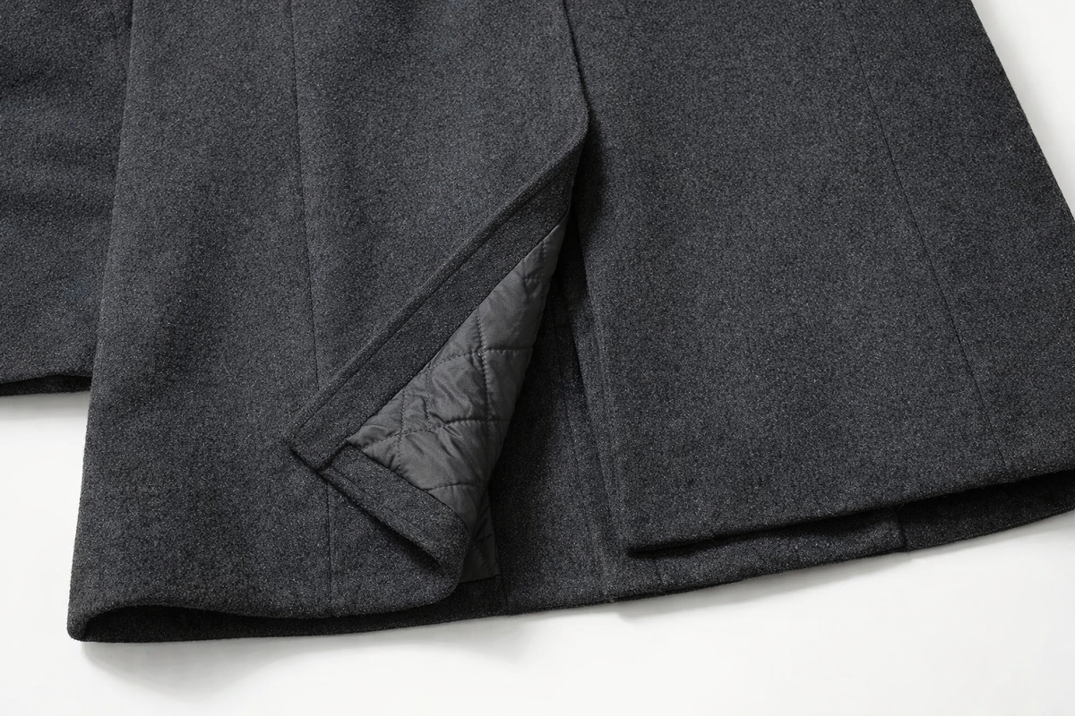 Men's slim double-breasted coat with wide lapels