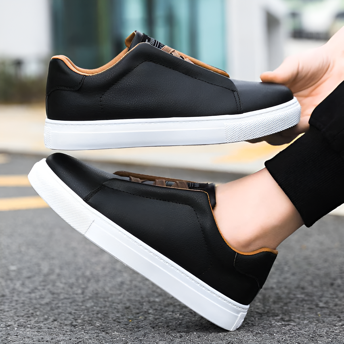 Men's slip-on trainers in faux leather with elastic laces