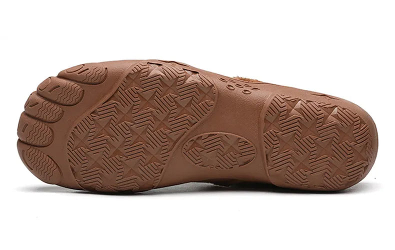 Men's slippers in a suede look with stitched check, small tab, plush lining and toe cap - view 14