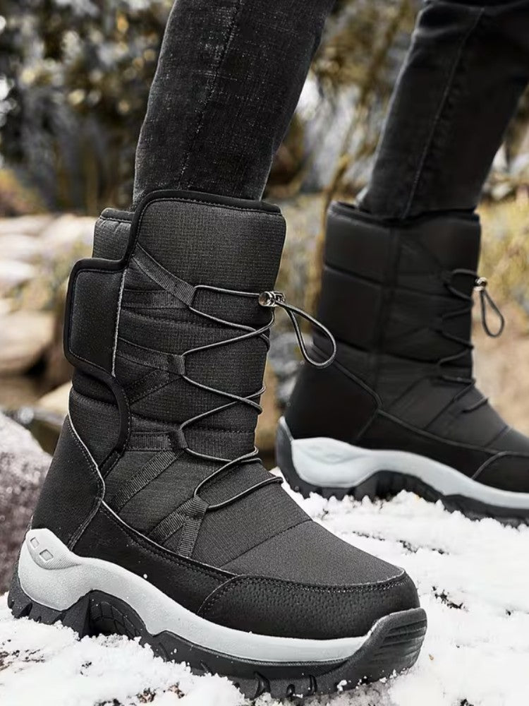 Men's snow boots with elastic laces, a plush lining and a lugged sole - view 2