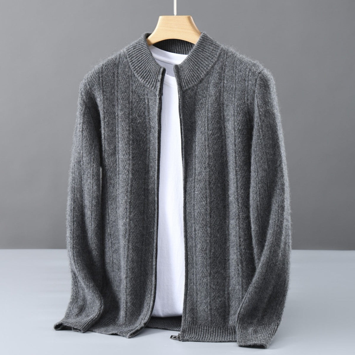 Men's wheat-ear knit zip cardigan with a ribbed stand collar - dark grey
