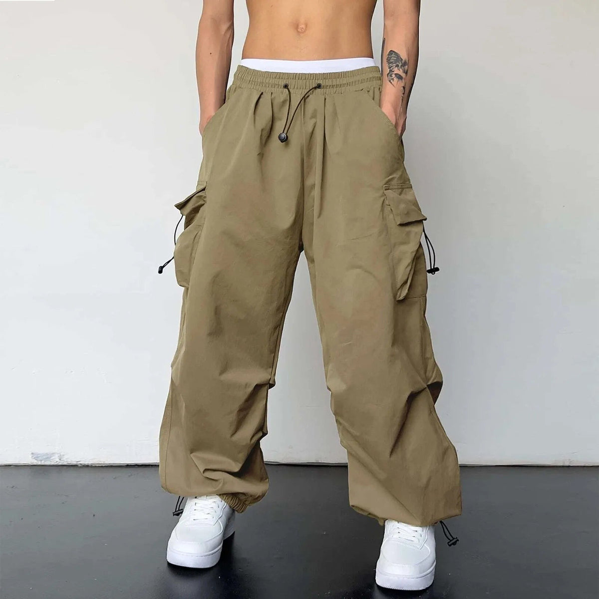 Men's wide-leg cargo trousers with a drawcord waist, flap pockets and adjustable ankles - view 10
