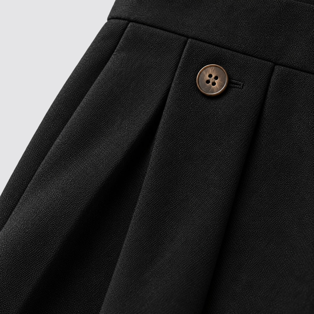 Men's wide-leg pleated trousers with a high waist and buttoned tabs - view 5