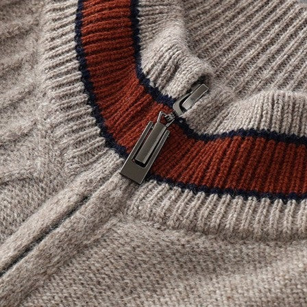 Men's knitted zip cardigan with diagonal ribs and a stripe on the collar and cuffs - view 9
