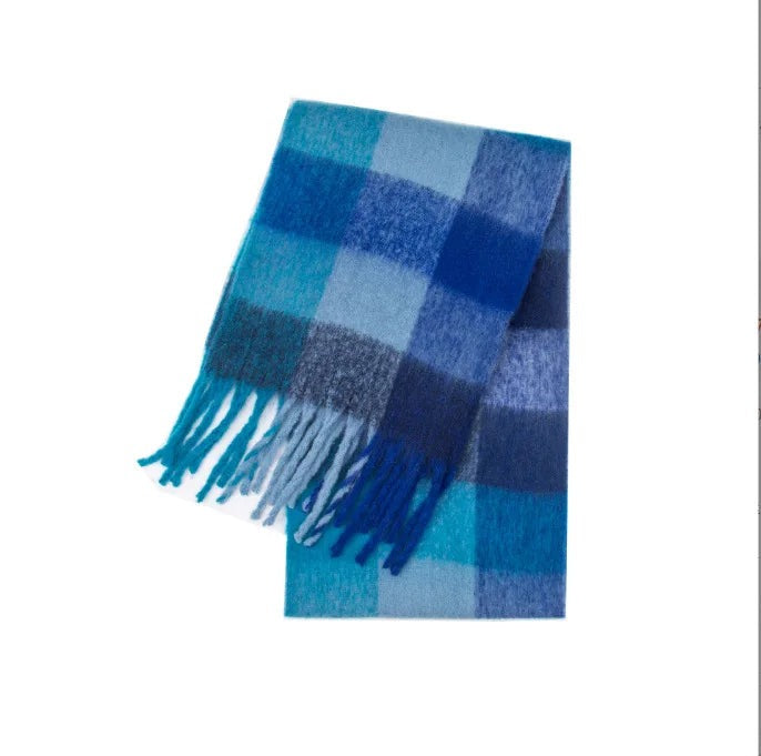 Women's thick multicolour check scarf with chunky fringe - blue
