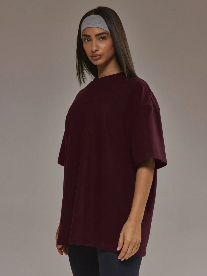 Oversized T-shirt for women in soft stretch fabric with a crew neck - burgundy