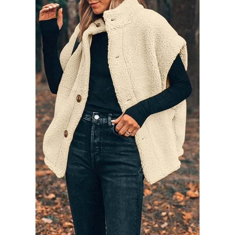 Oversized teddy gilet in sherpa fleece with a stand collar, buttons and patch pockets - cream
