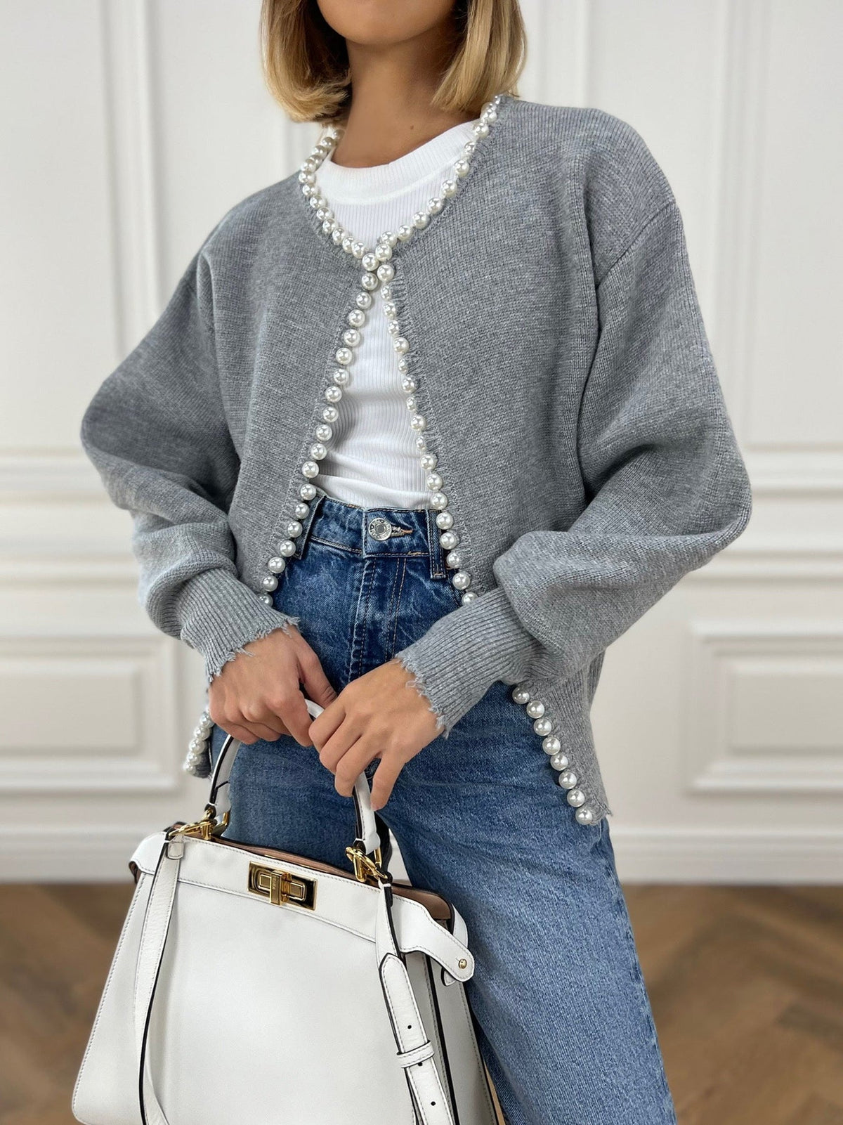 Women's short cardigan with a round neck, pearl trim and balloon sleeves - grey