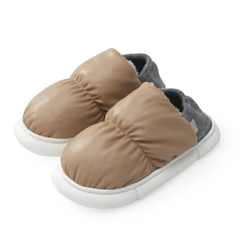 Platform slippers in faux leather with a puffer-style upper, knit heel and thick sole - camel