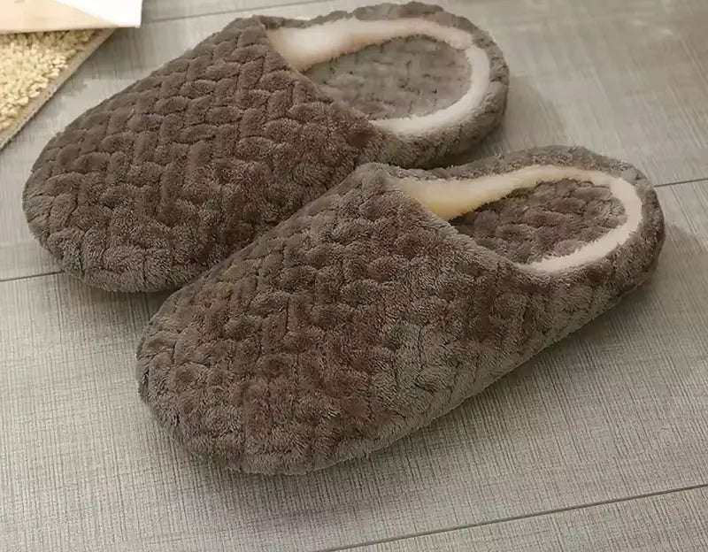 Plush slippers with a zigzag texture and open back for women and men - mocha