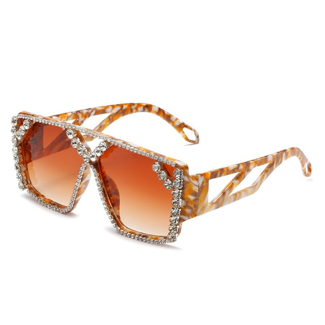 Women's Ellen Square Sunglasses – UV400 Elegant Everyday – lifestyle shot