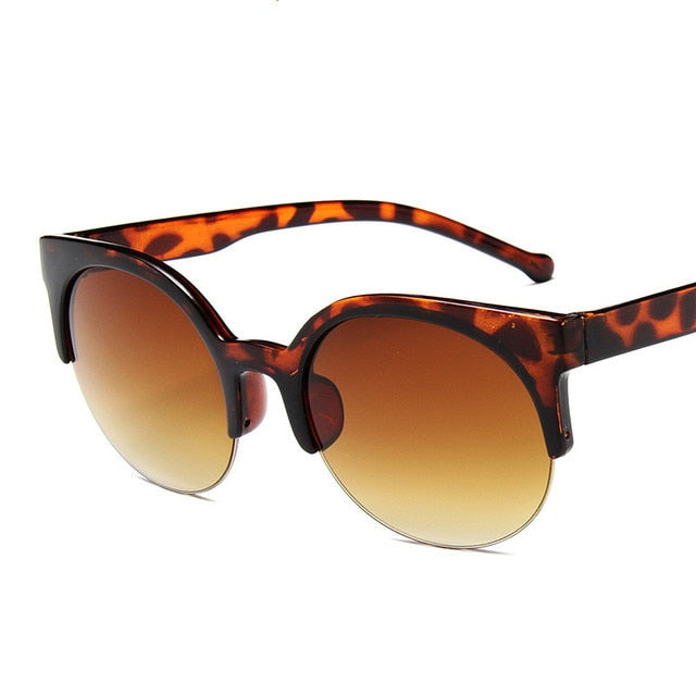Women's Vintage Square Sunglasses – Retro Style UV400 – side view