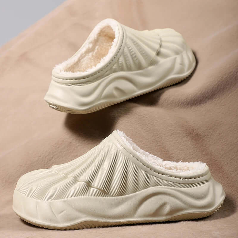 Slippers with a ribbed EVA shell, plush lining, open back and wavy sole - view 3
