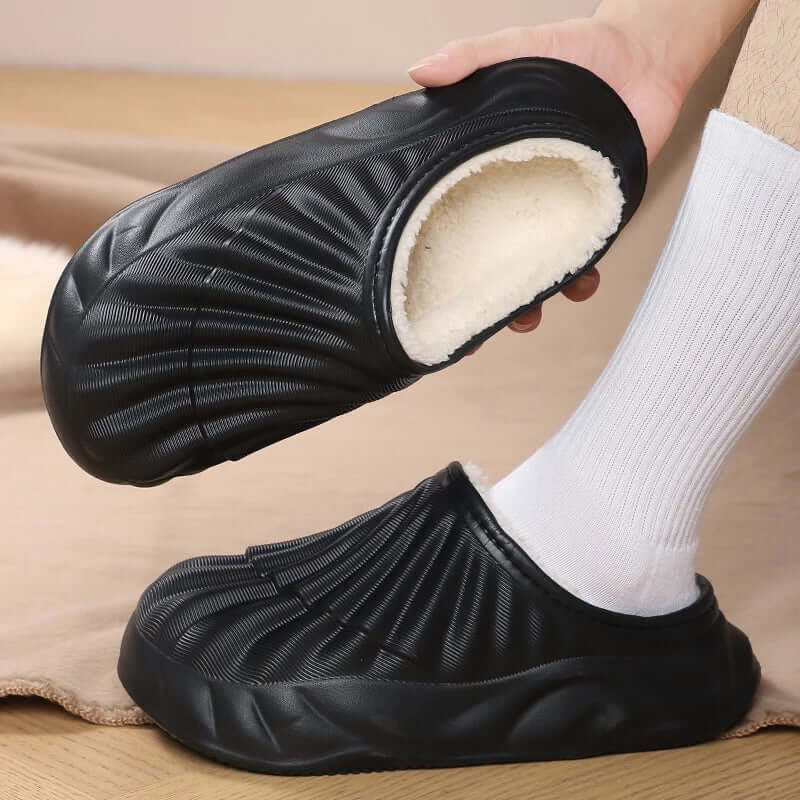 Slippers with a ribbed EVA shell, plush lining, open back and wavy sole - view 5