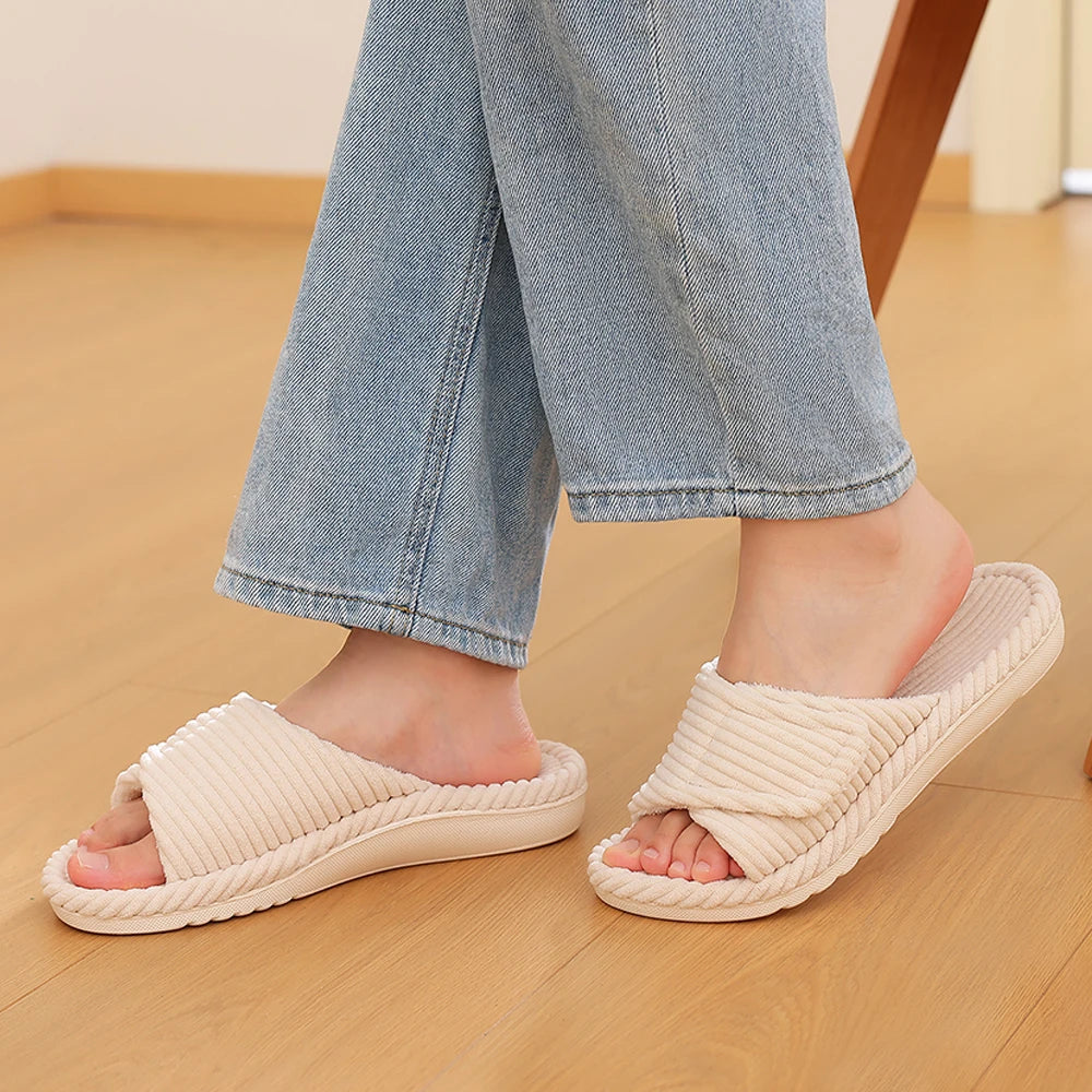Open toe slippers in ribbed fabric with an adjustable hook-and-loop strap - view 3