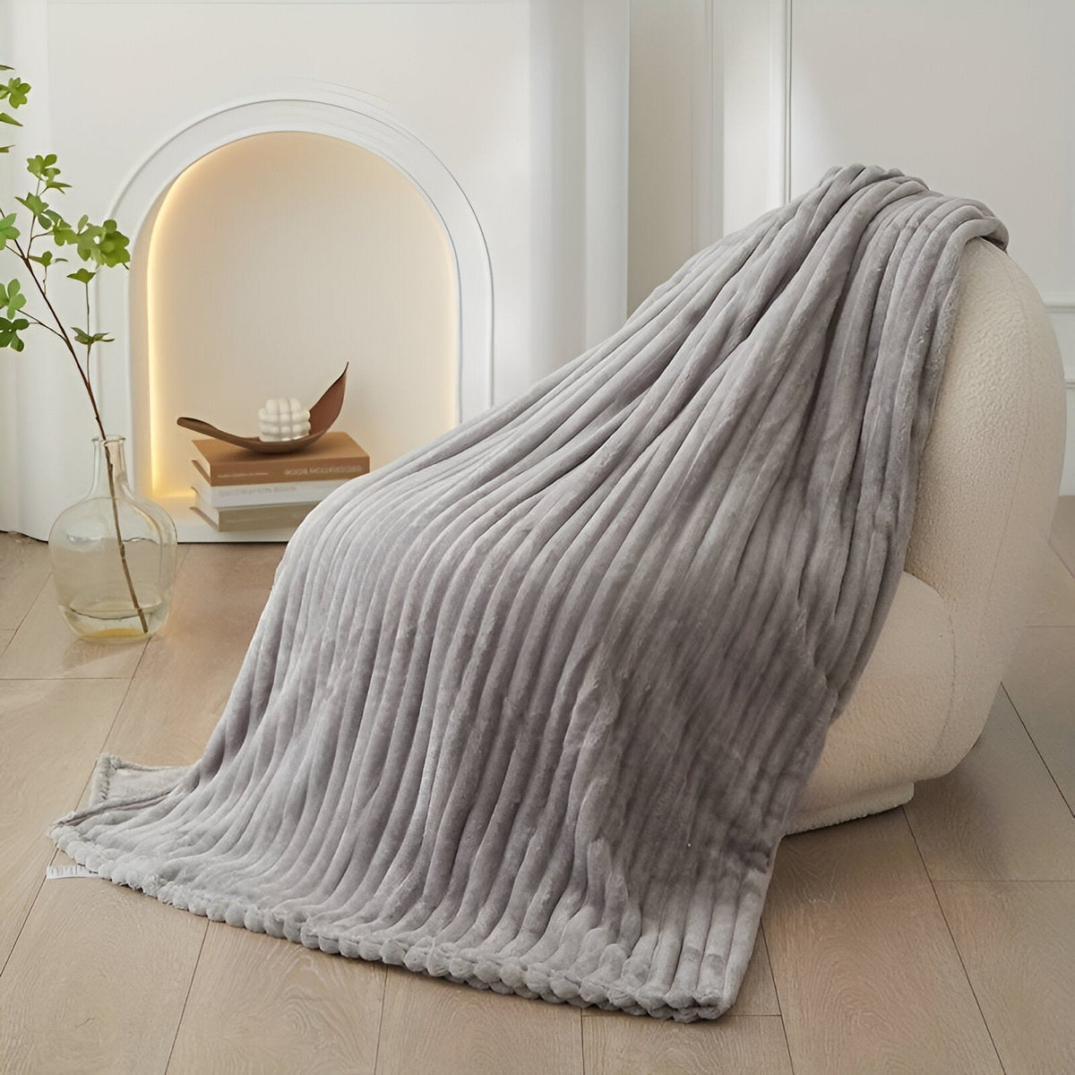Fleece throw with a ribbed texture in soft plush - view 2