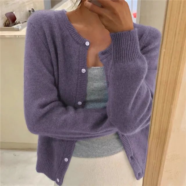 Women's short fine knit cardigan with a crew neck and small buttons - purple