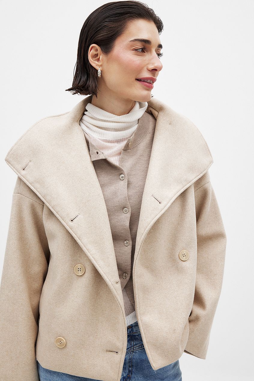Women's short oversized wool-look coat with a wide collar and double-breasted front - oatmeal