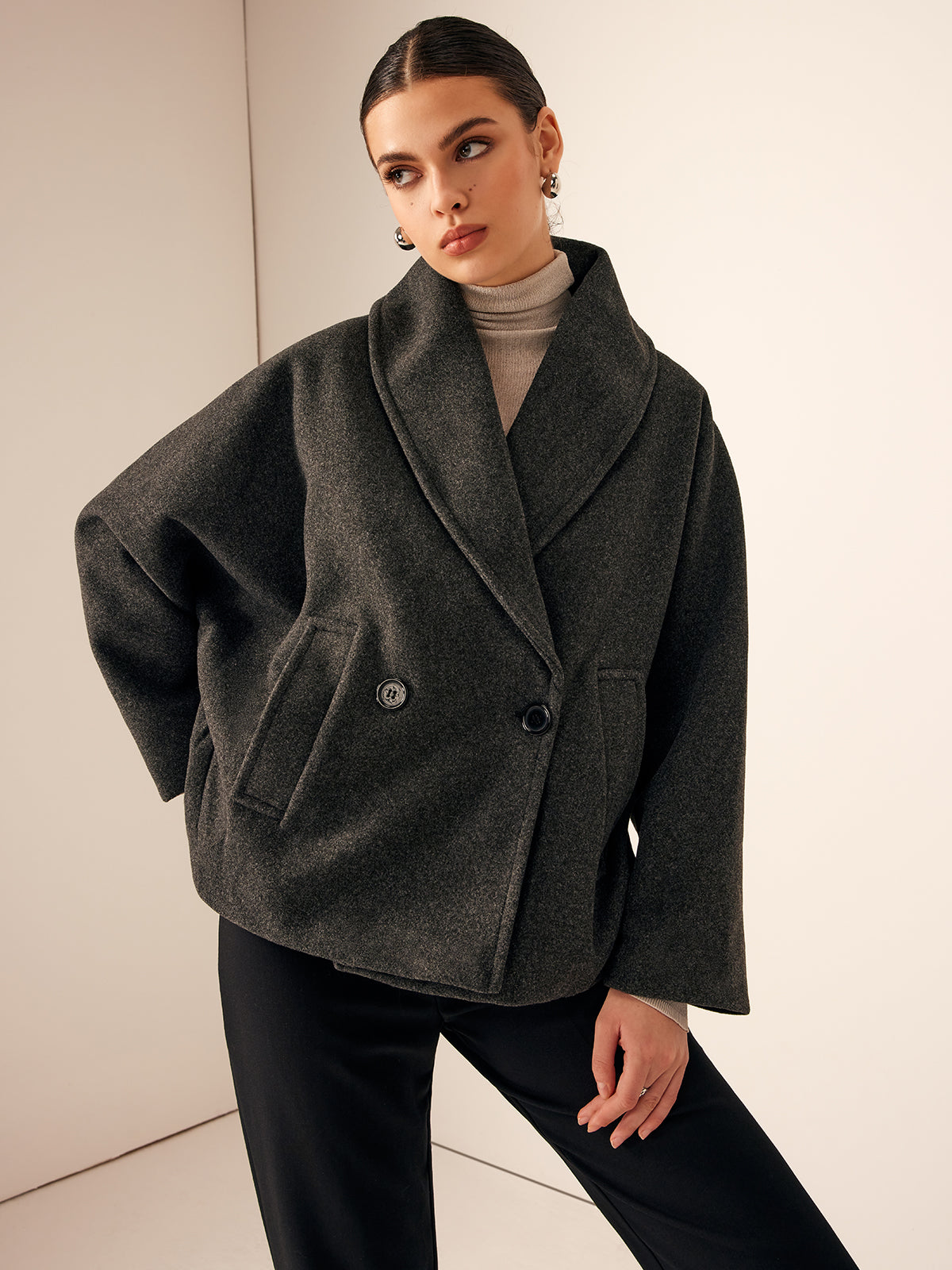 Women's short wool-look coat with a wide shawl collar and full sleeves
