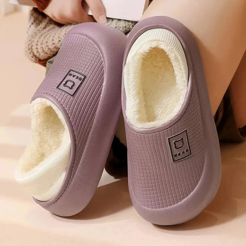 Slippers with a water-repellent grid-textured shell, plush lining and thick sole - view 4