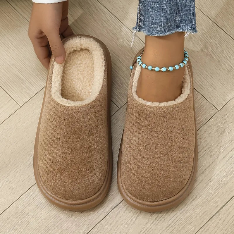 Slippers in a suede look with teddy lining, open back and rubber sole - view 2