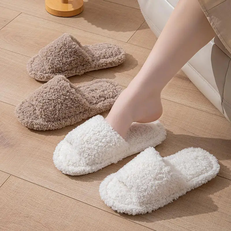 Curly teddy slippers with one wide strap, open toe and flat sole - view 2