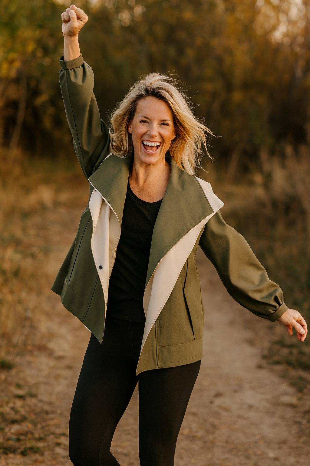 Women's two-tone hooded jacket with a wide collar and drawstring waist
