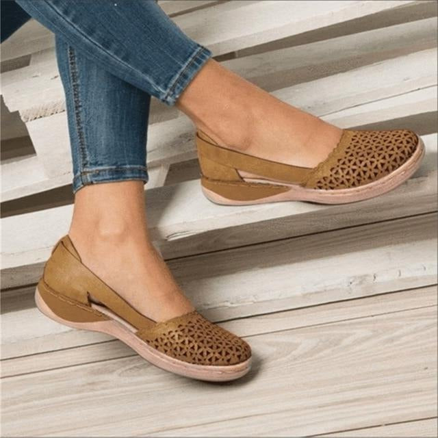 Women's wide fit ballet flats with a roomy cut-out toe and a hidden heel - tan