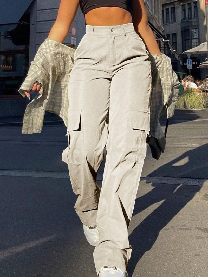 Wide leg cargo trousers for women with high waist, side flap pockets and a long straight leg - cream
