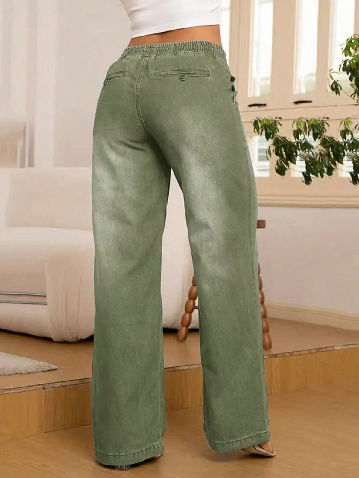 Wide leg jeans for women with an elastic drawstring waist and patch pockets - view 10
