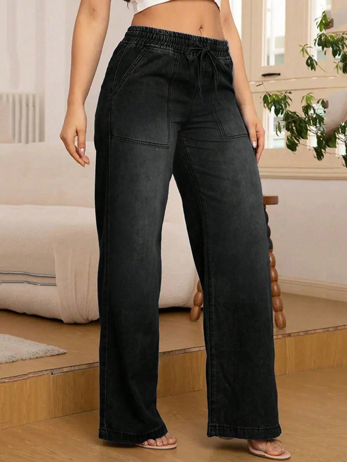 Wide leg jeans for women with an elastic drawstring waist and patch pockets - black