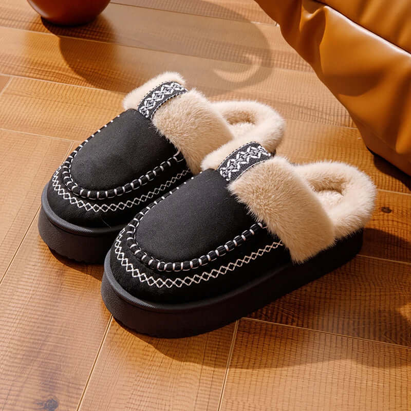 Women's fluffy slippers with a plush band, woven trim and platform sole - view 3