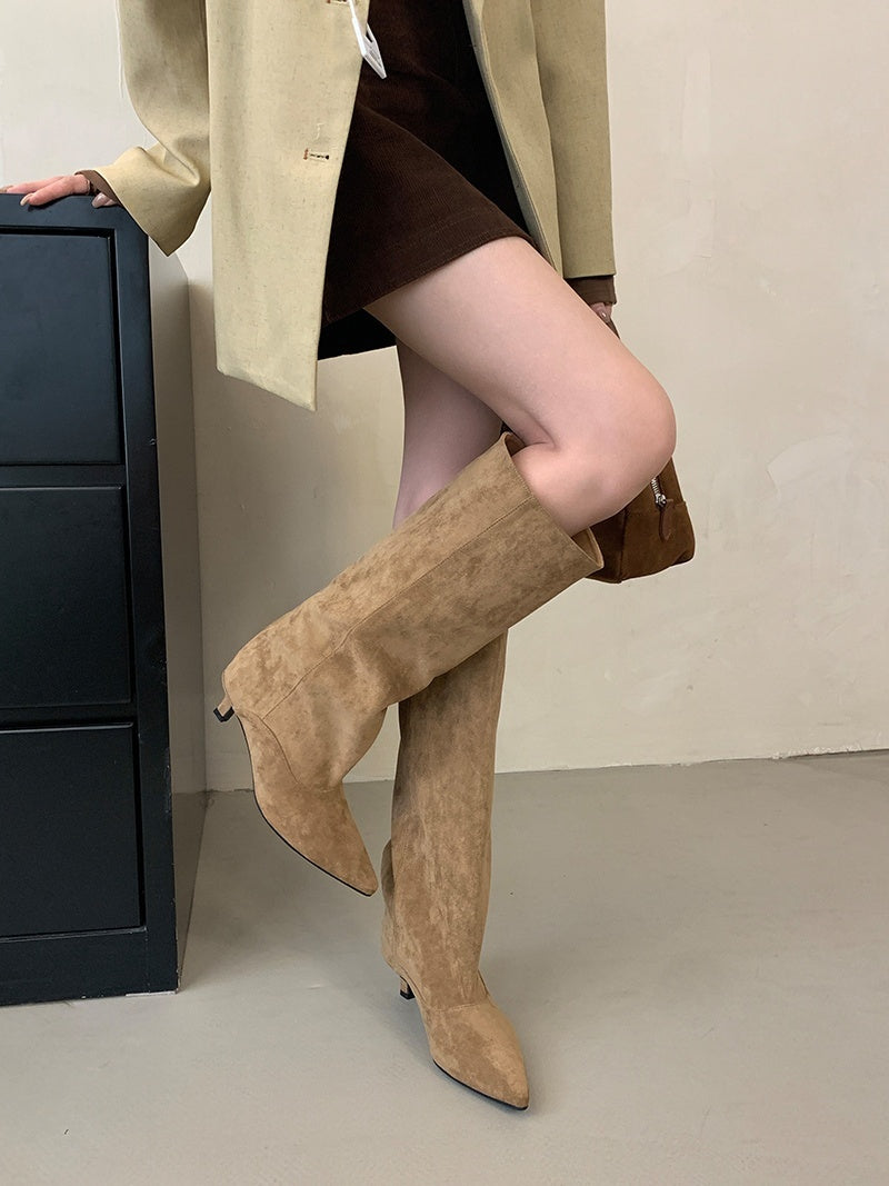 Women's knee-high boots in a suede look with a pointed toe, slim heel and wide shaft - view 12
