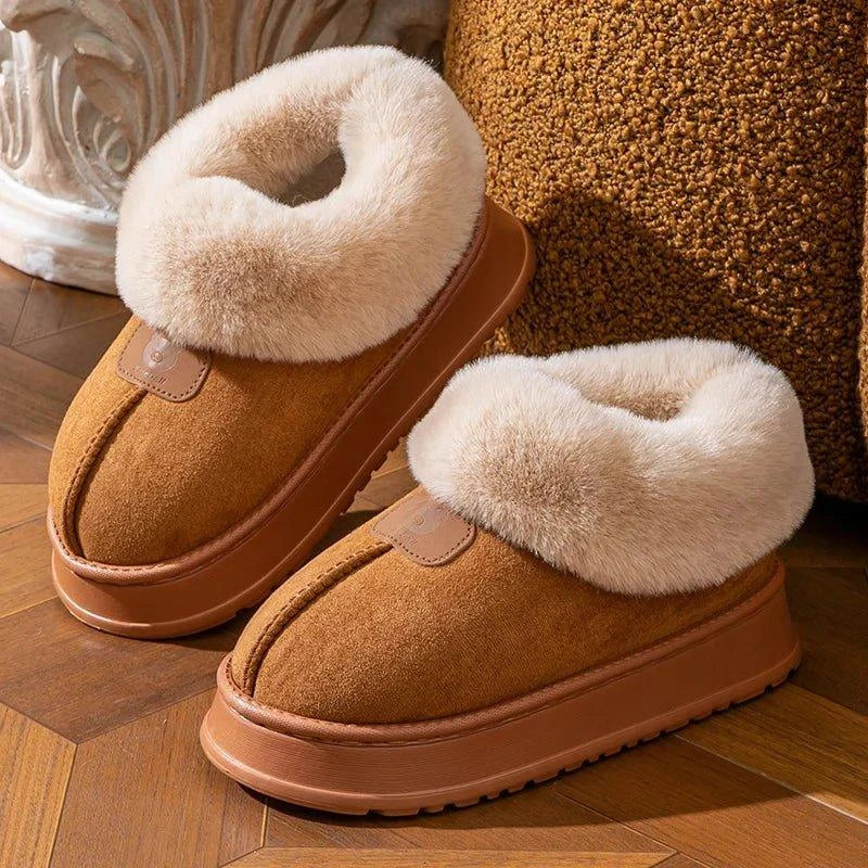 Women's platform slippers in a suede look with a fold-down faux fur collar and thick rubber sole - view 4