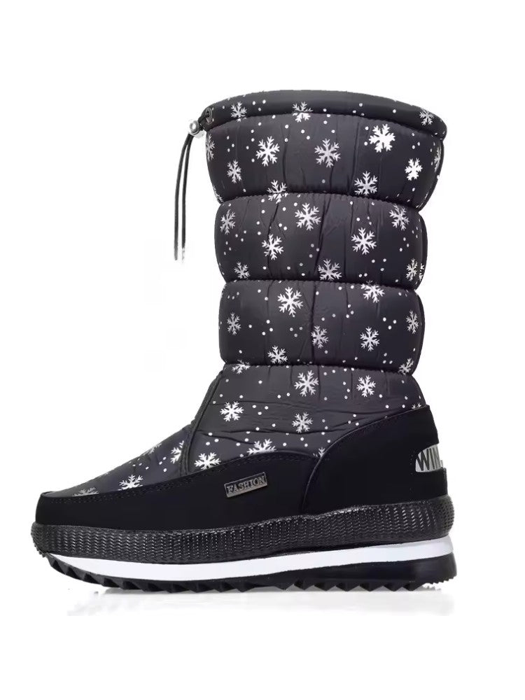 Women's snow boots with a quilted shaft, drawcord top and plush lining - black snowflake